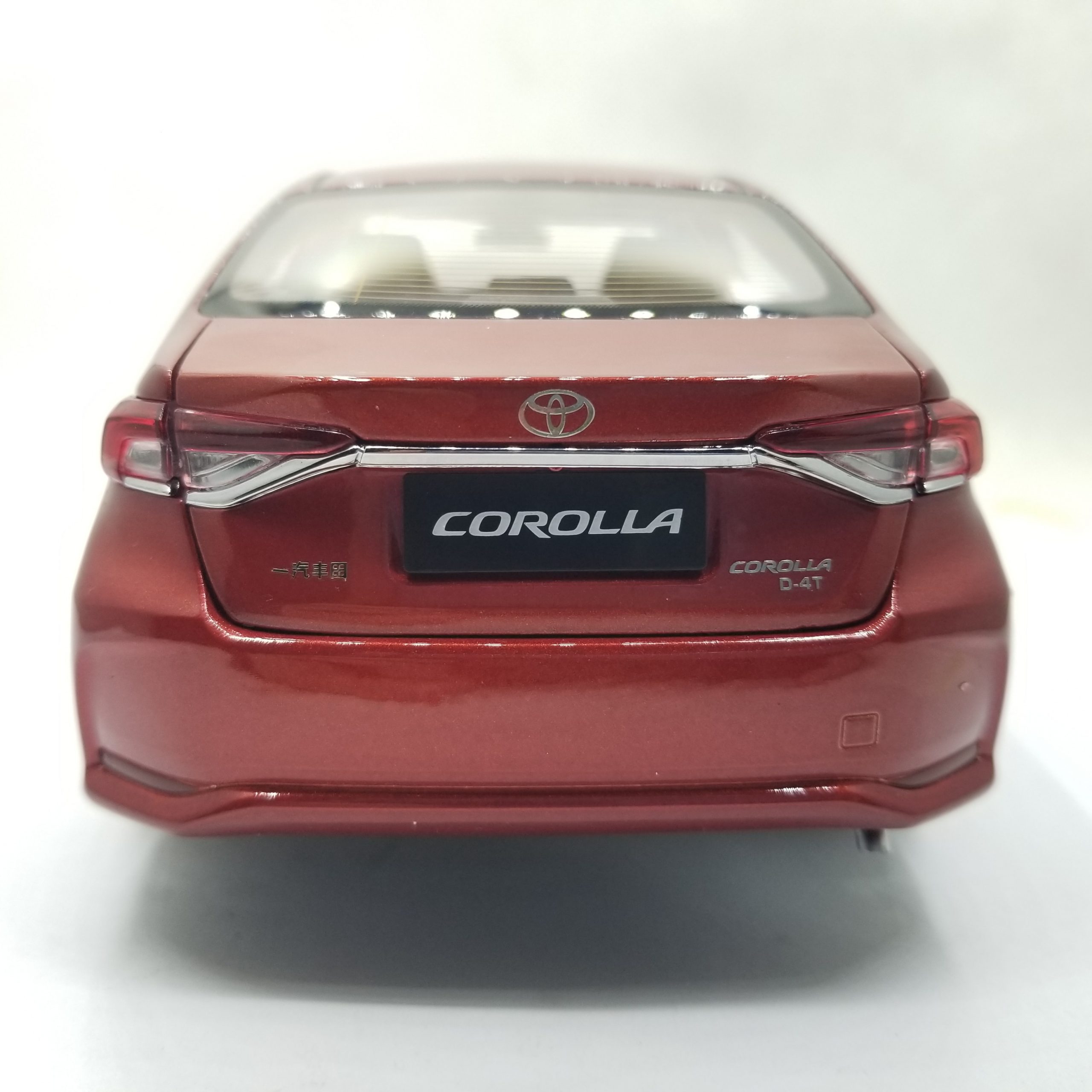 1:18 Diecast Model for Toyota Corolla 2019 Red Sedan Alloy Toy Car Miniature Collection Gifts Hot Selling Altis 1:18 Diecast Model for Toyota Corolla 2019 Red Sedan Alloy Toy Car Miniature Collection Gifts Hot Selling Altis